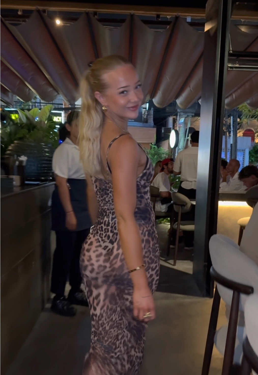 @holliechamberlain