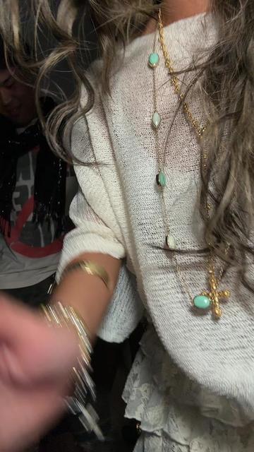@Avril