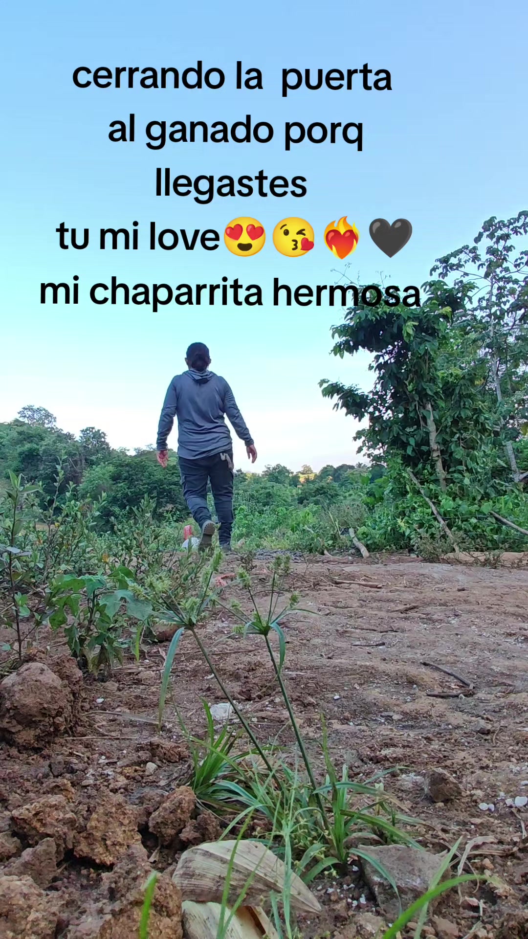 @sussy perez⚓🖤❤🔥