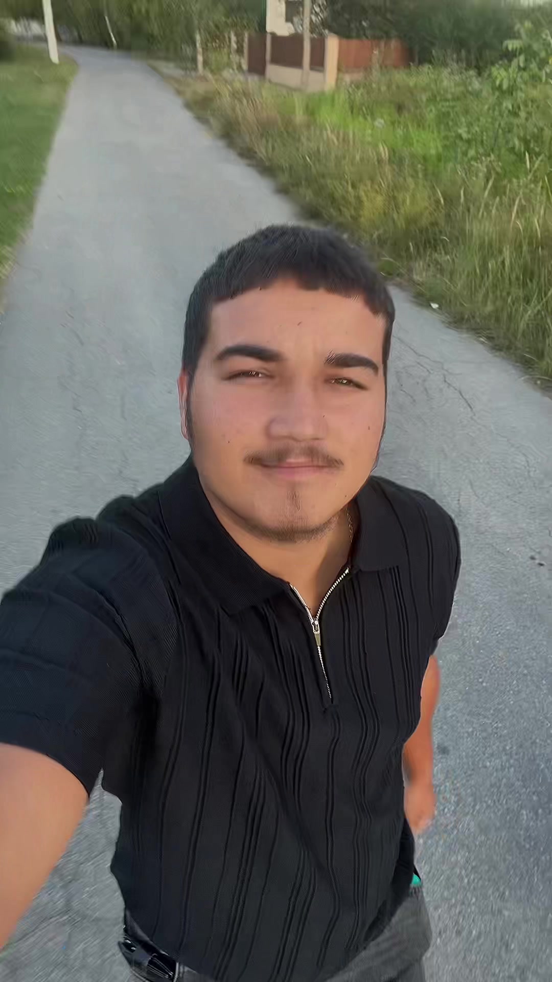 @Bandika