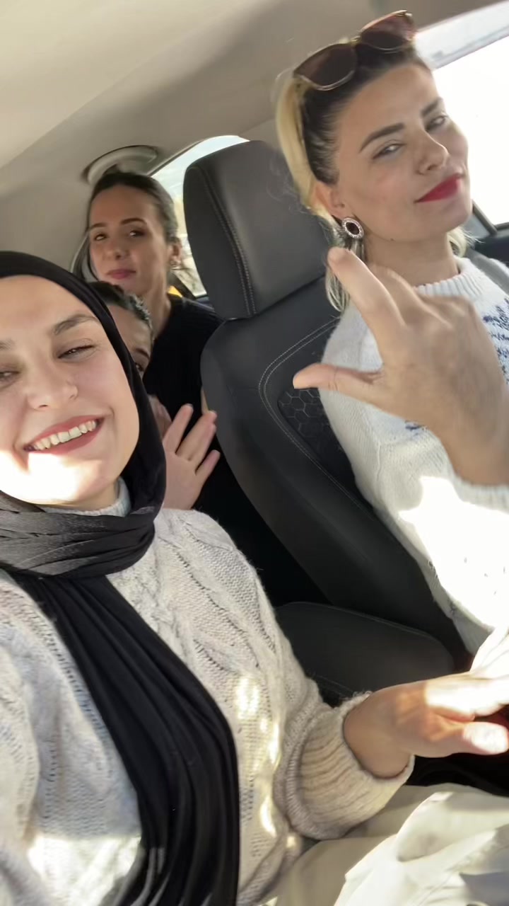 @Emine_dmn