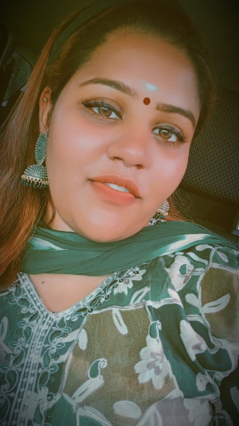 @aashiny. shivaliny