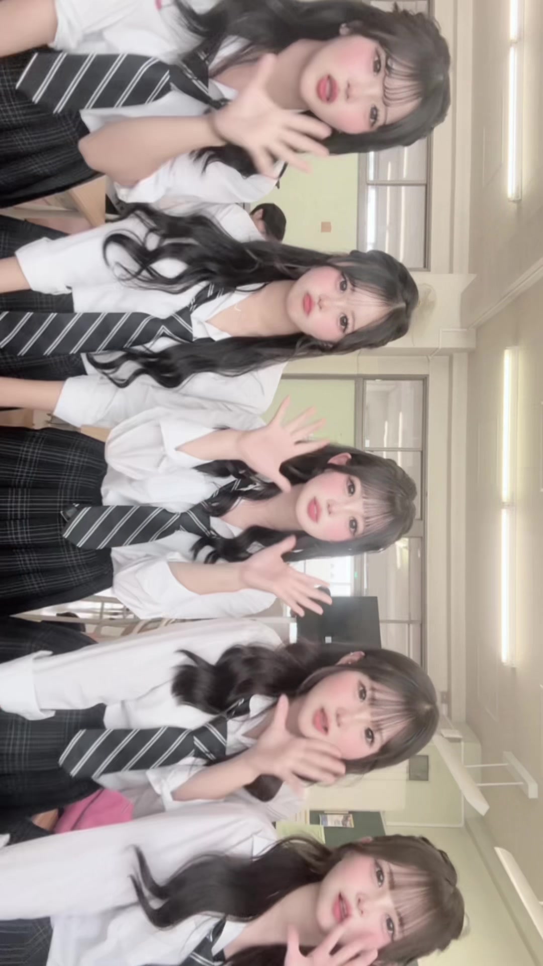 @ゆな