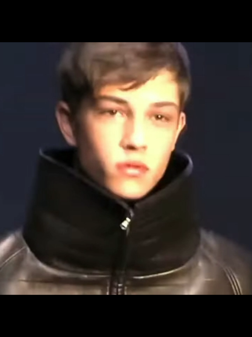 @Chloe