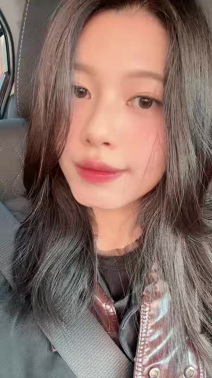 @Céline