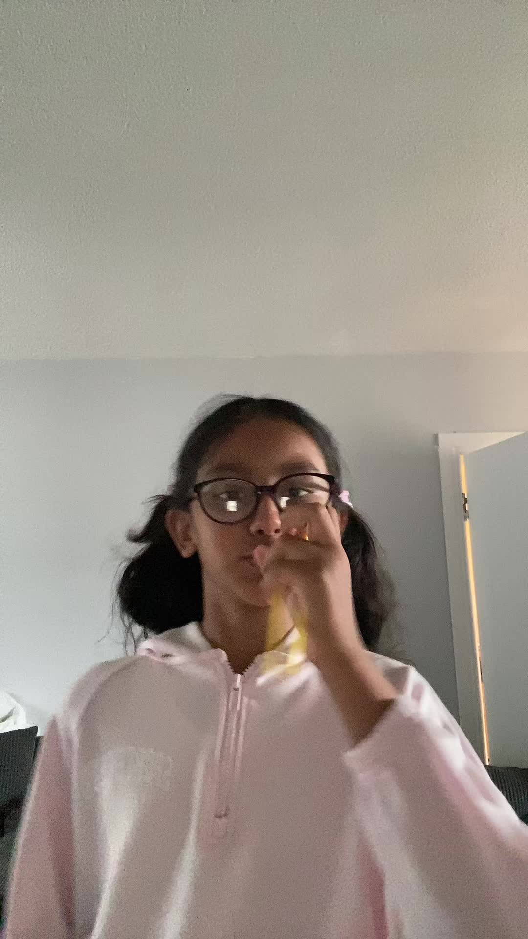 @Ariana cutie