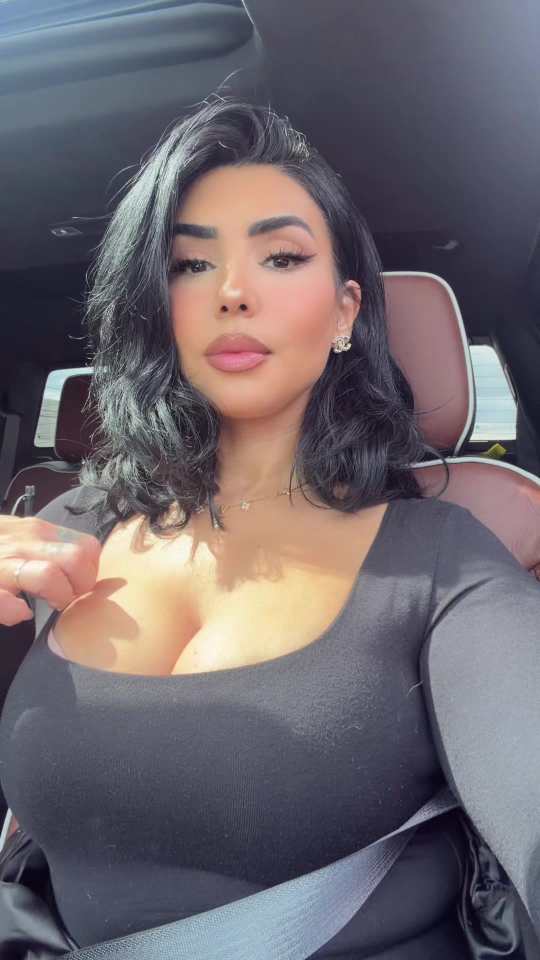 @zarazaherr