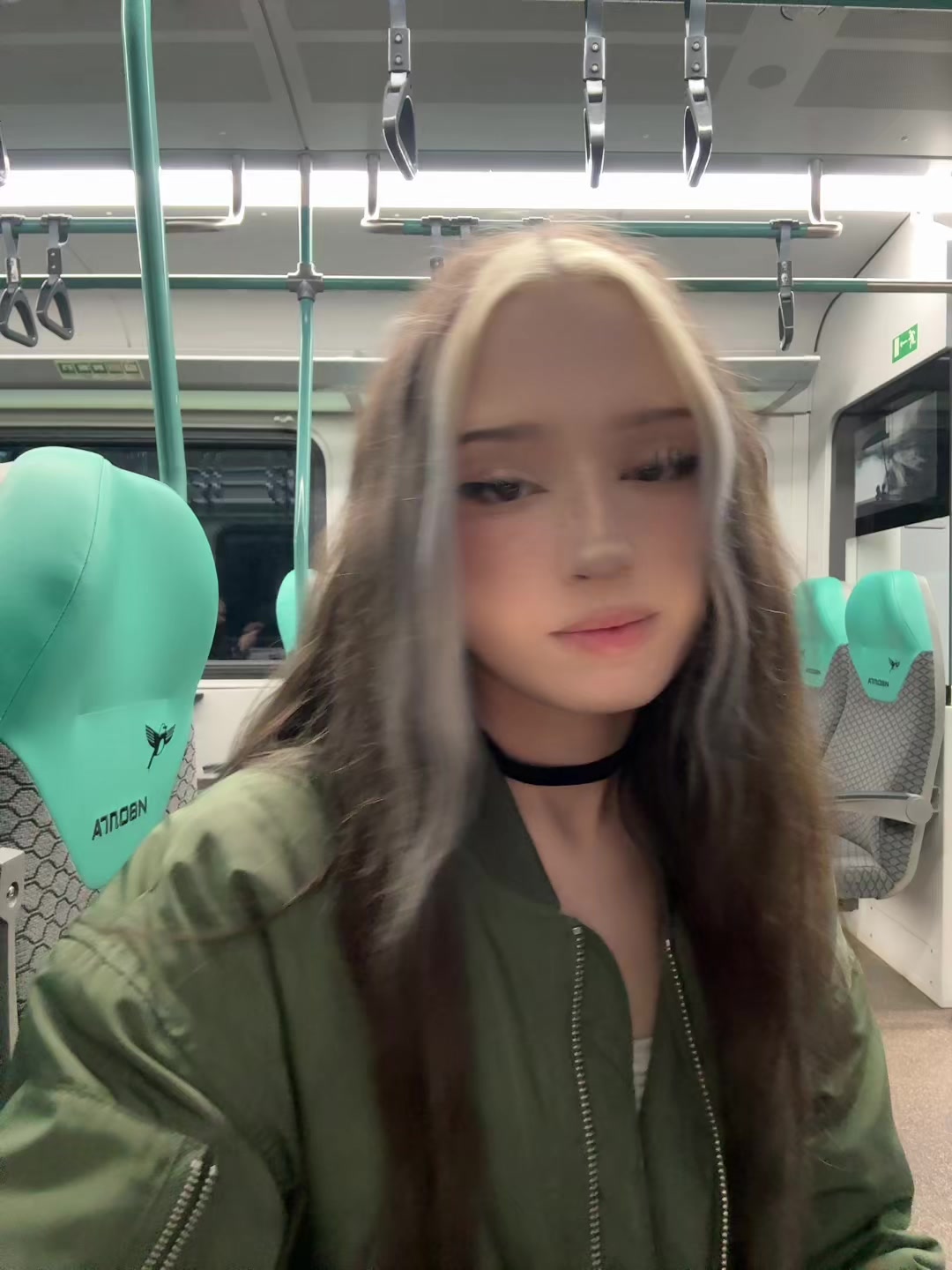 @Пчела