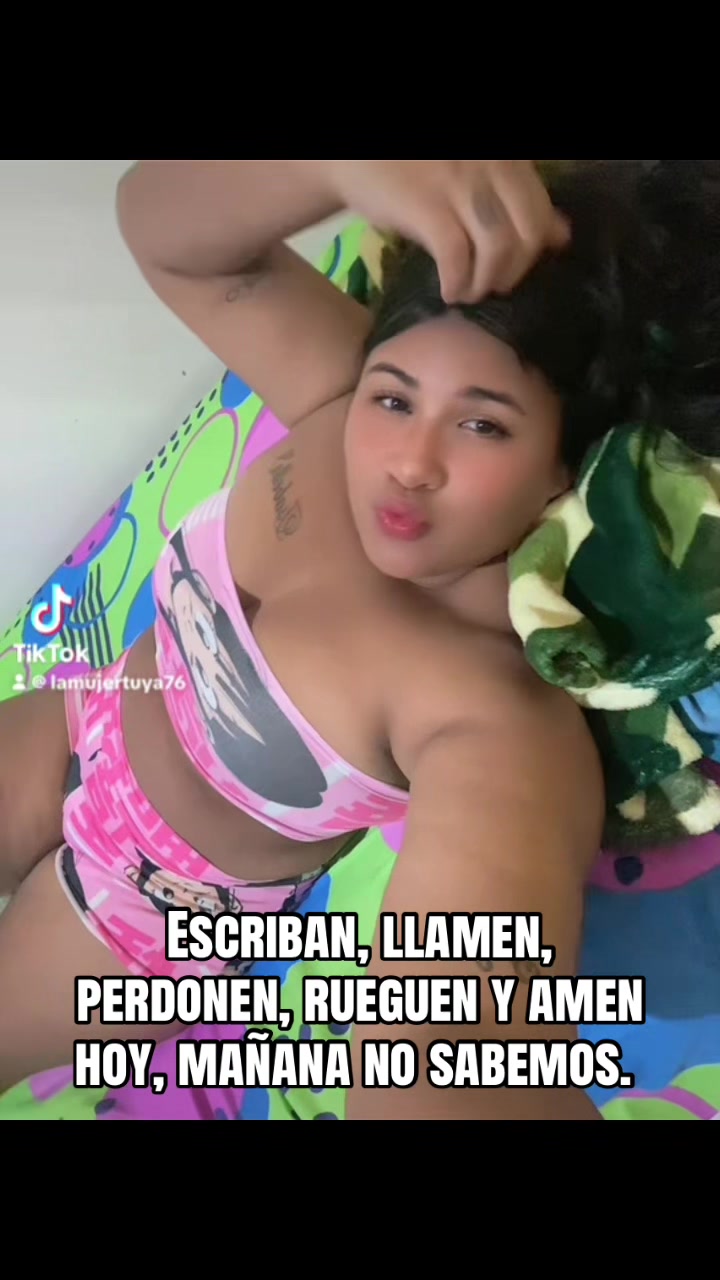 @🐷🌸
