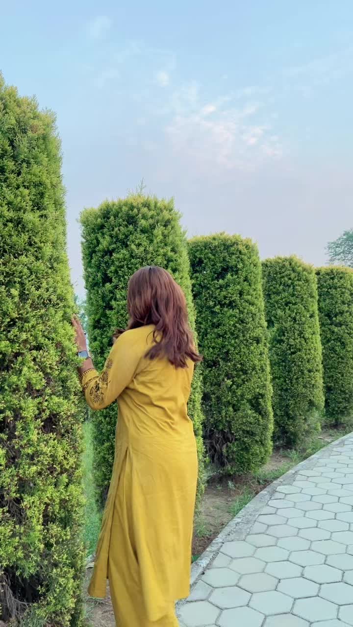 @Gk04________