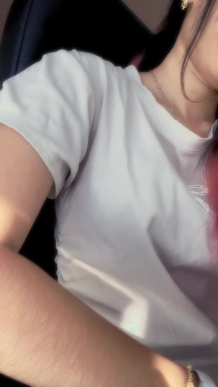 @Nanthini 💙🕊️