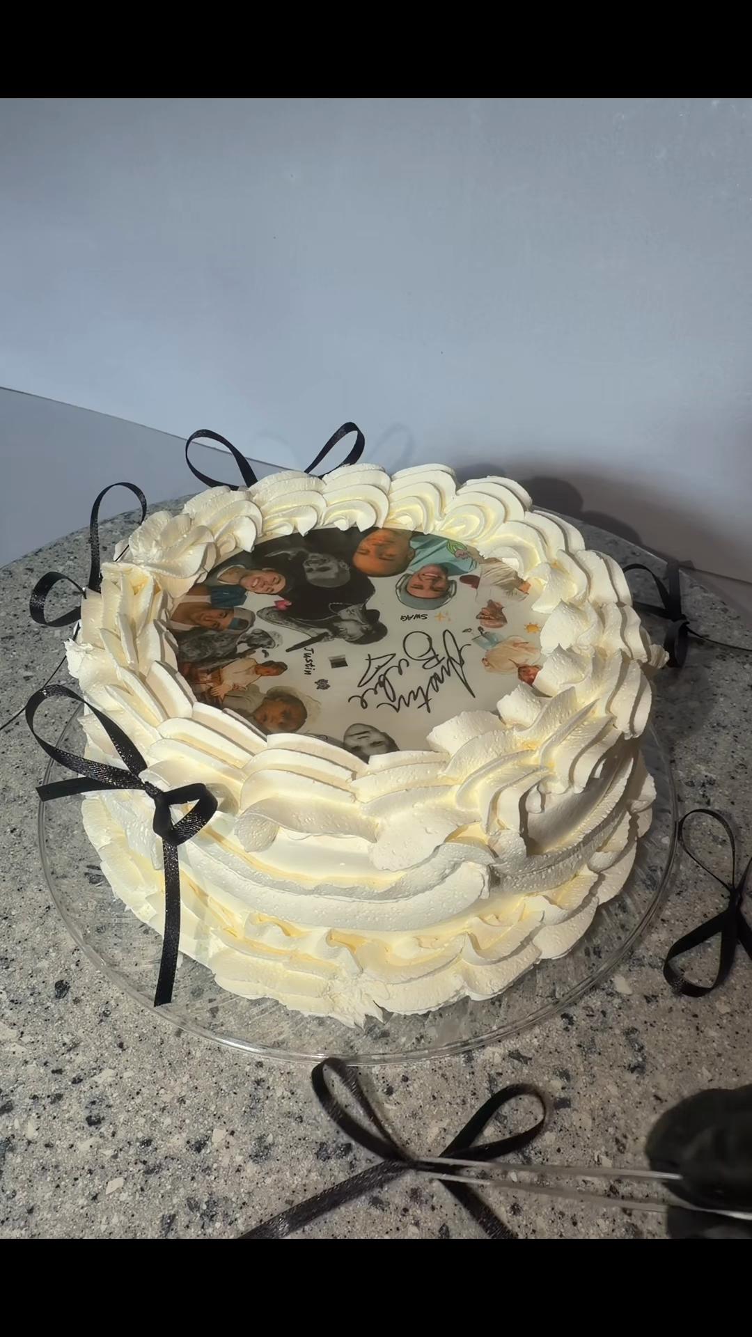 @Rojo Pastel