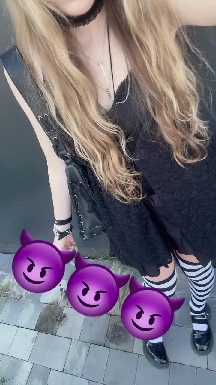 @addictedtoyoulikeadrug
