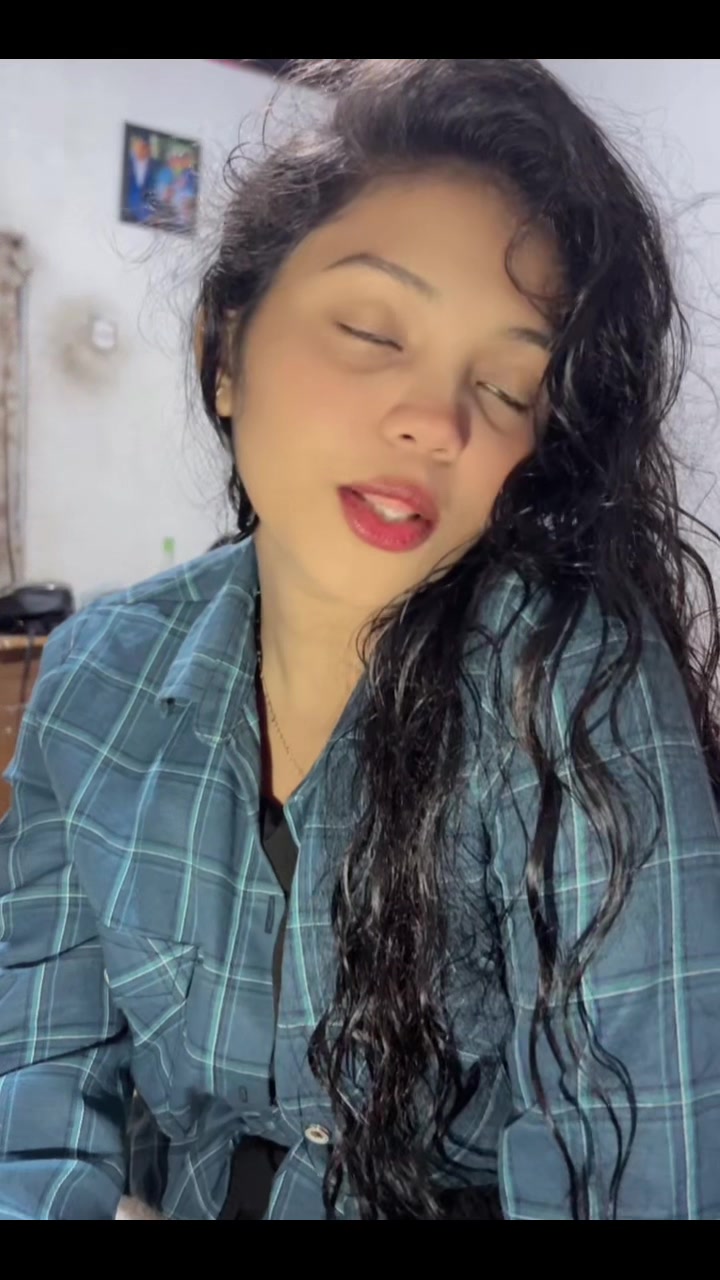 @Ishu ᥫᩣ