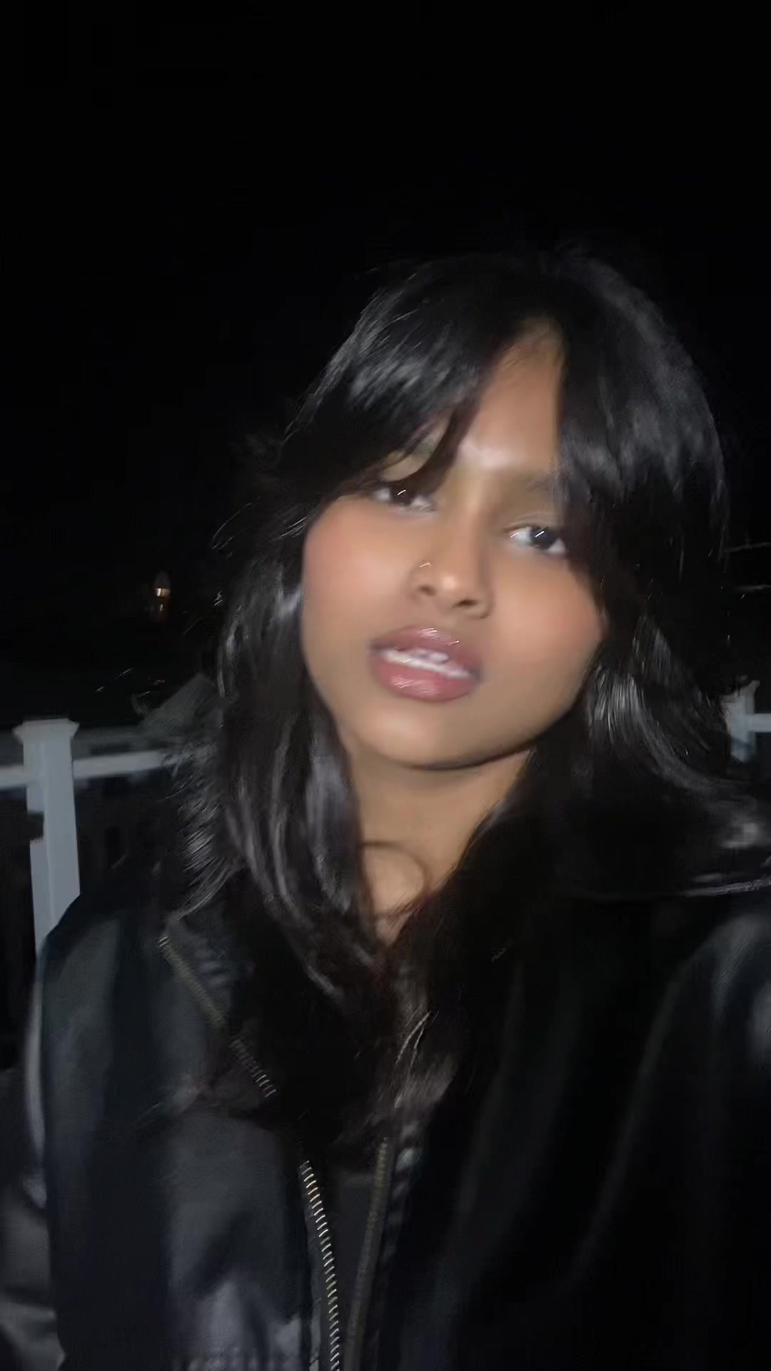 @Santhia