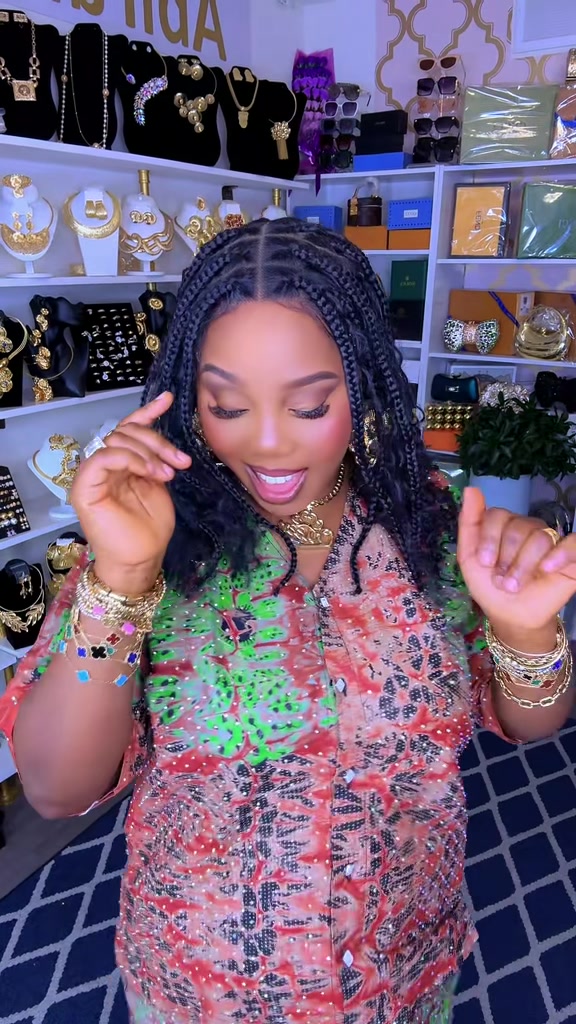 @AbiFabbz jewelry 🇨🇦🇺🇸🇬🇧