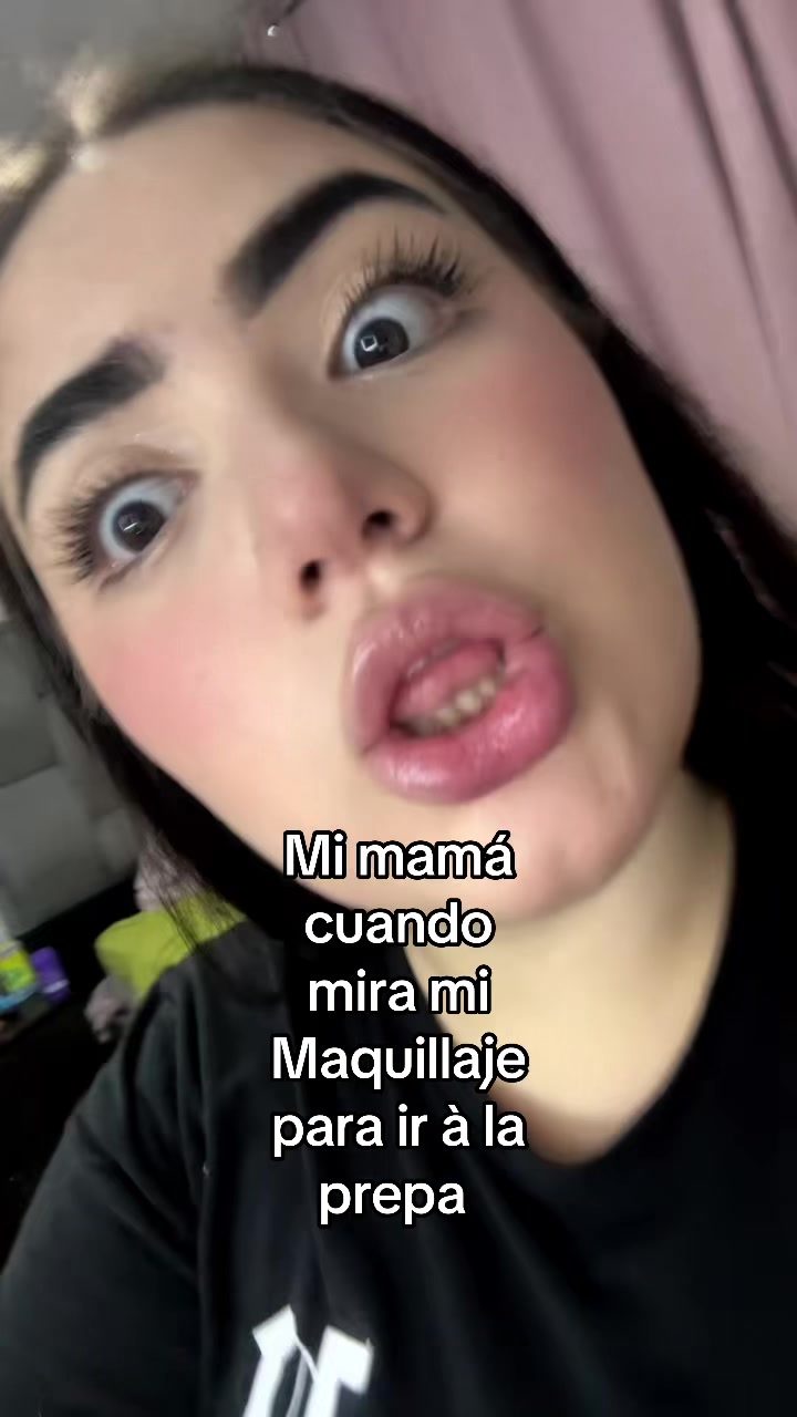 @valevicky_