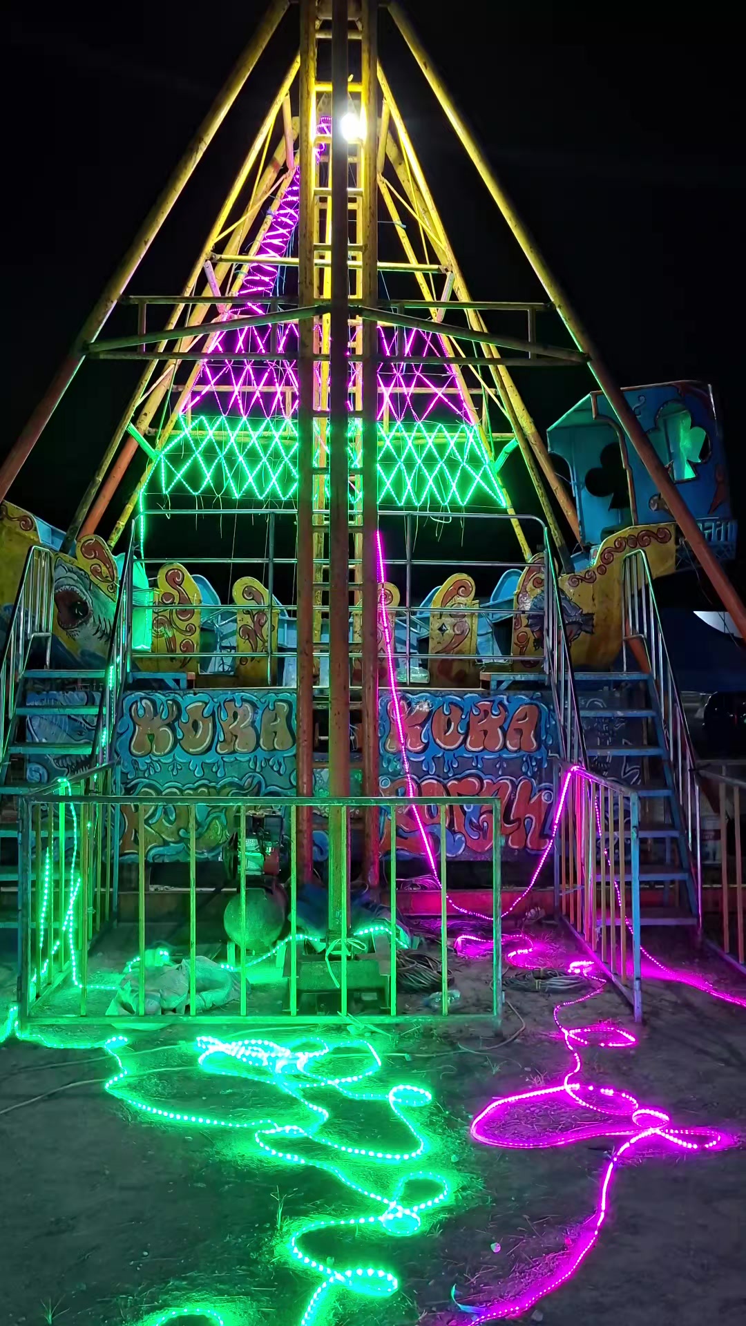 @Bojes PasMaL 🎡🎢🎪