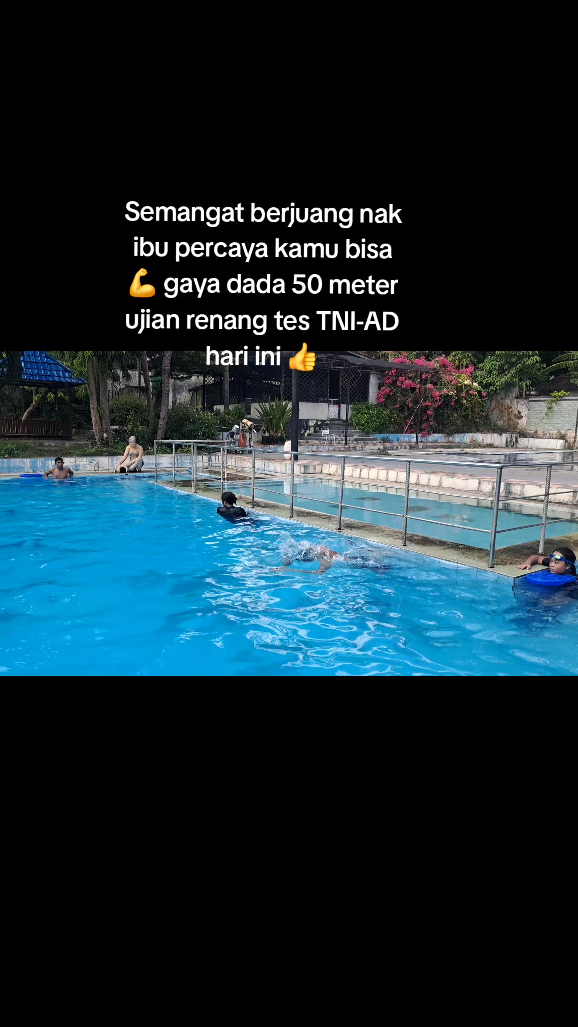 @Ria swimming NTT