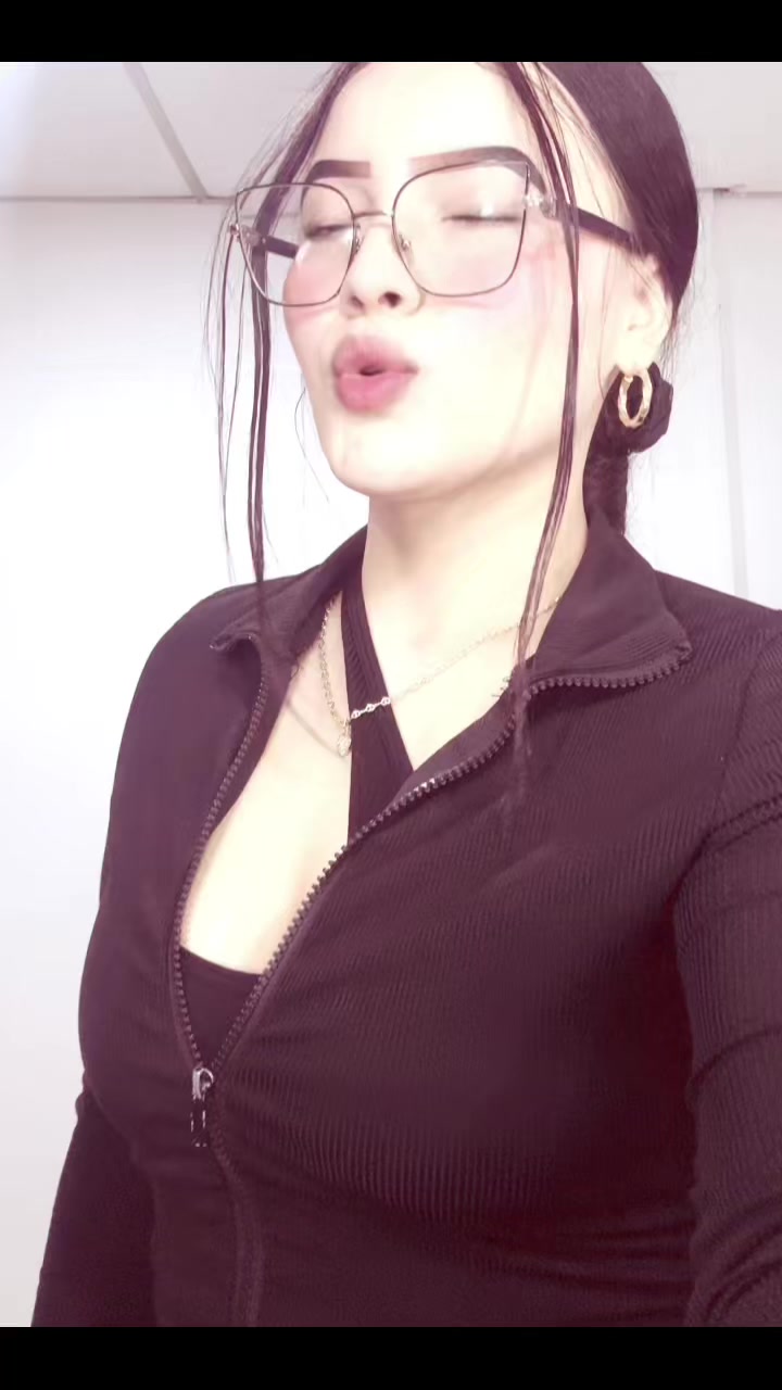 @Claudita🍁