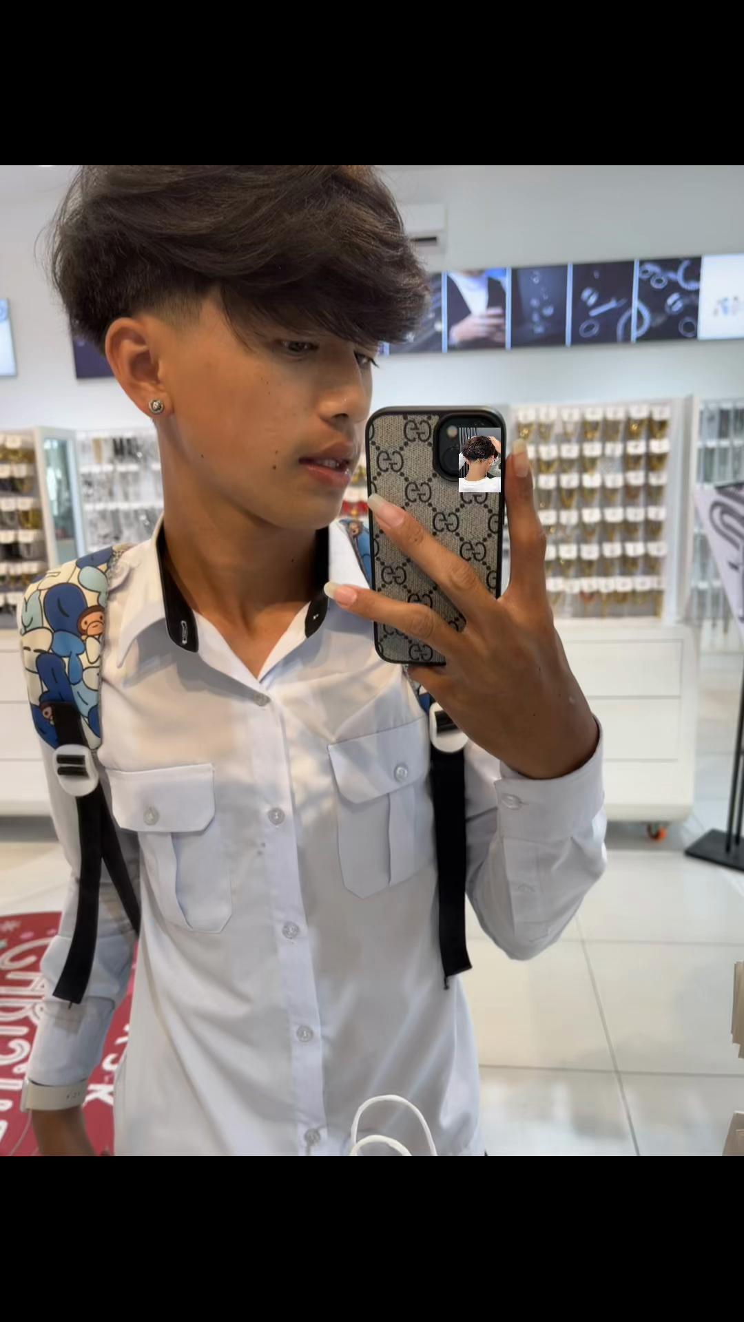 @ប្រដាប់ស្រឡាញ់🤨