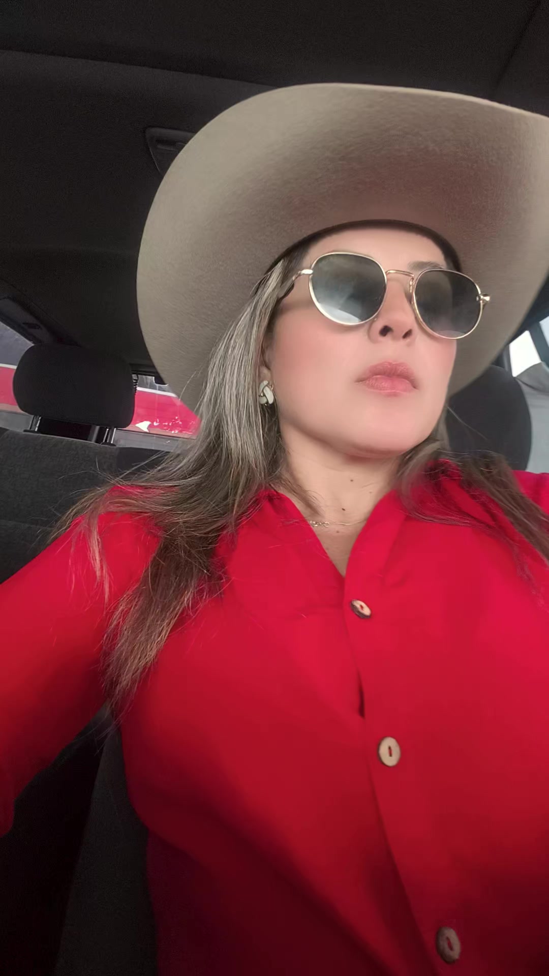@Gabriela Almeida cede&ntilde;o