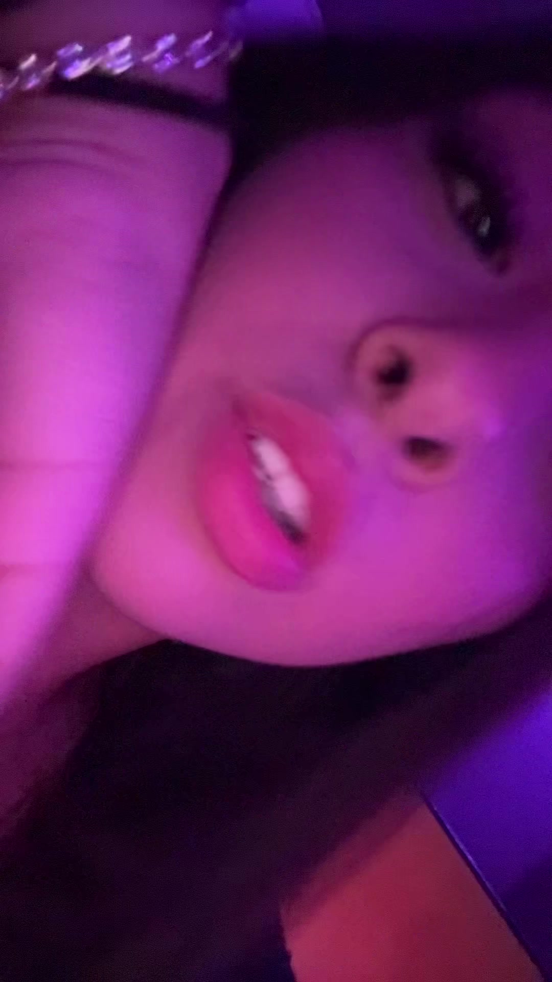 @🌺𝓜𝓸𝓷𝓪🌺