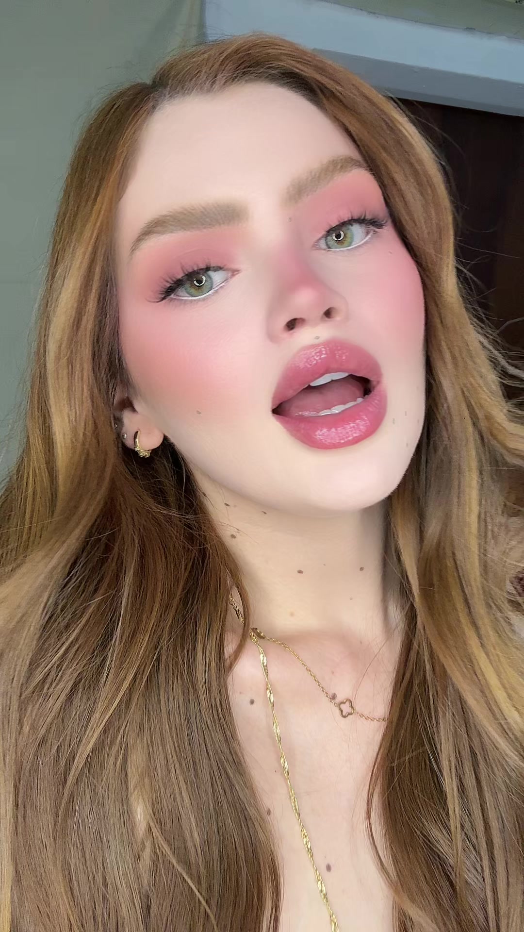 @Mafer Ur&iacute;as