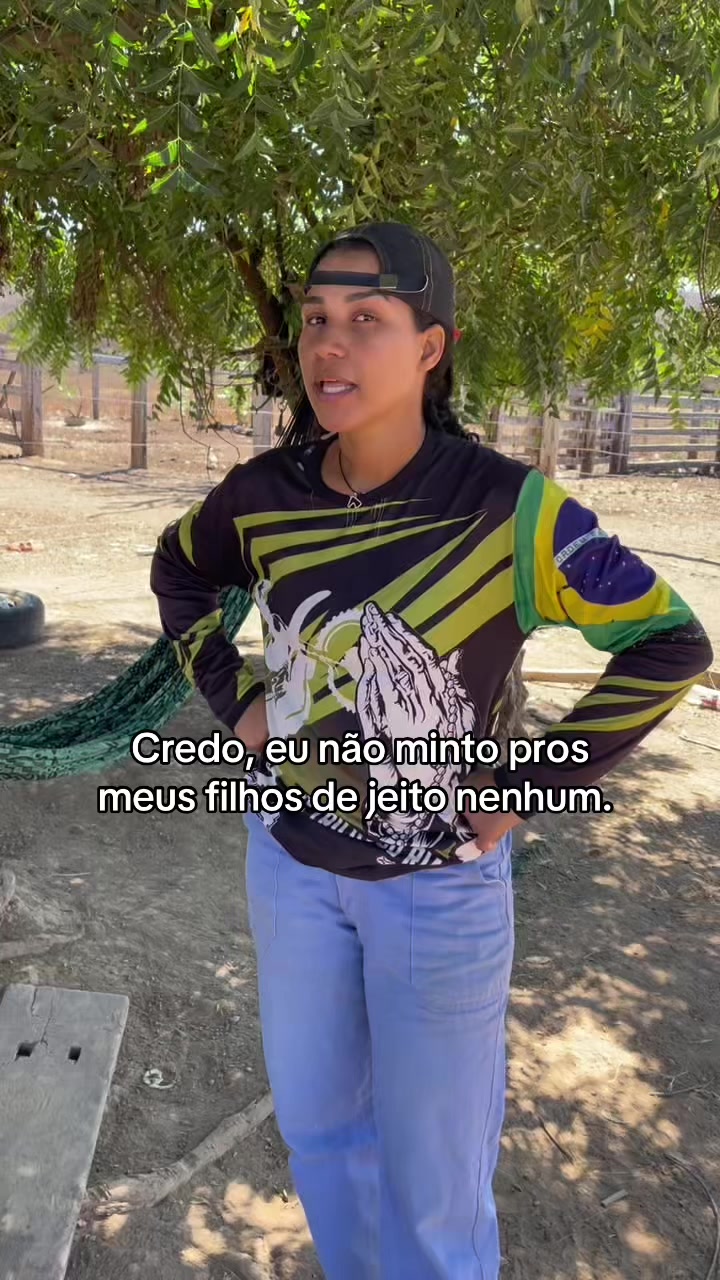 @monicadejatoba