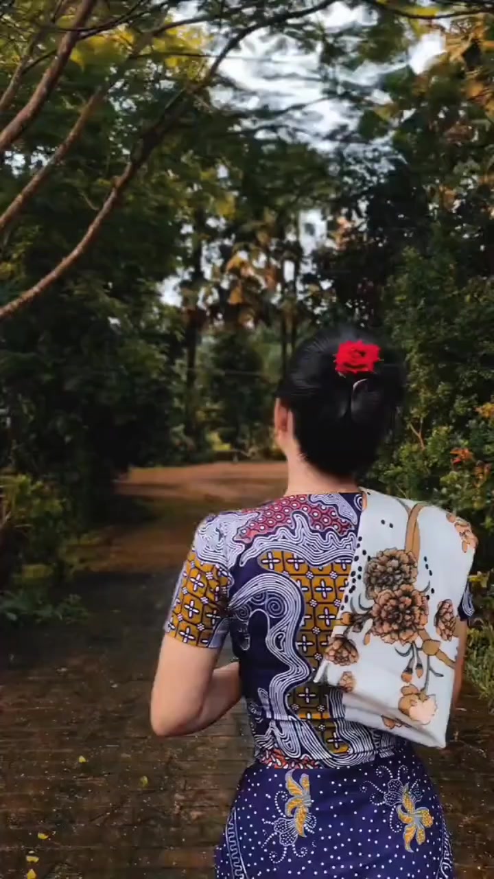 @NanPhyoZin