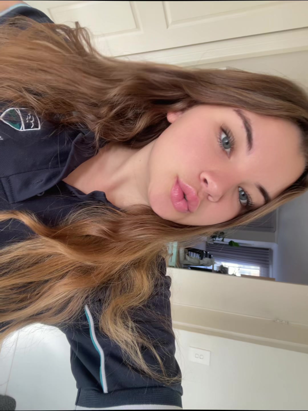 @issy_main22
