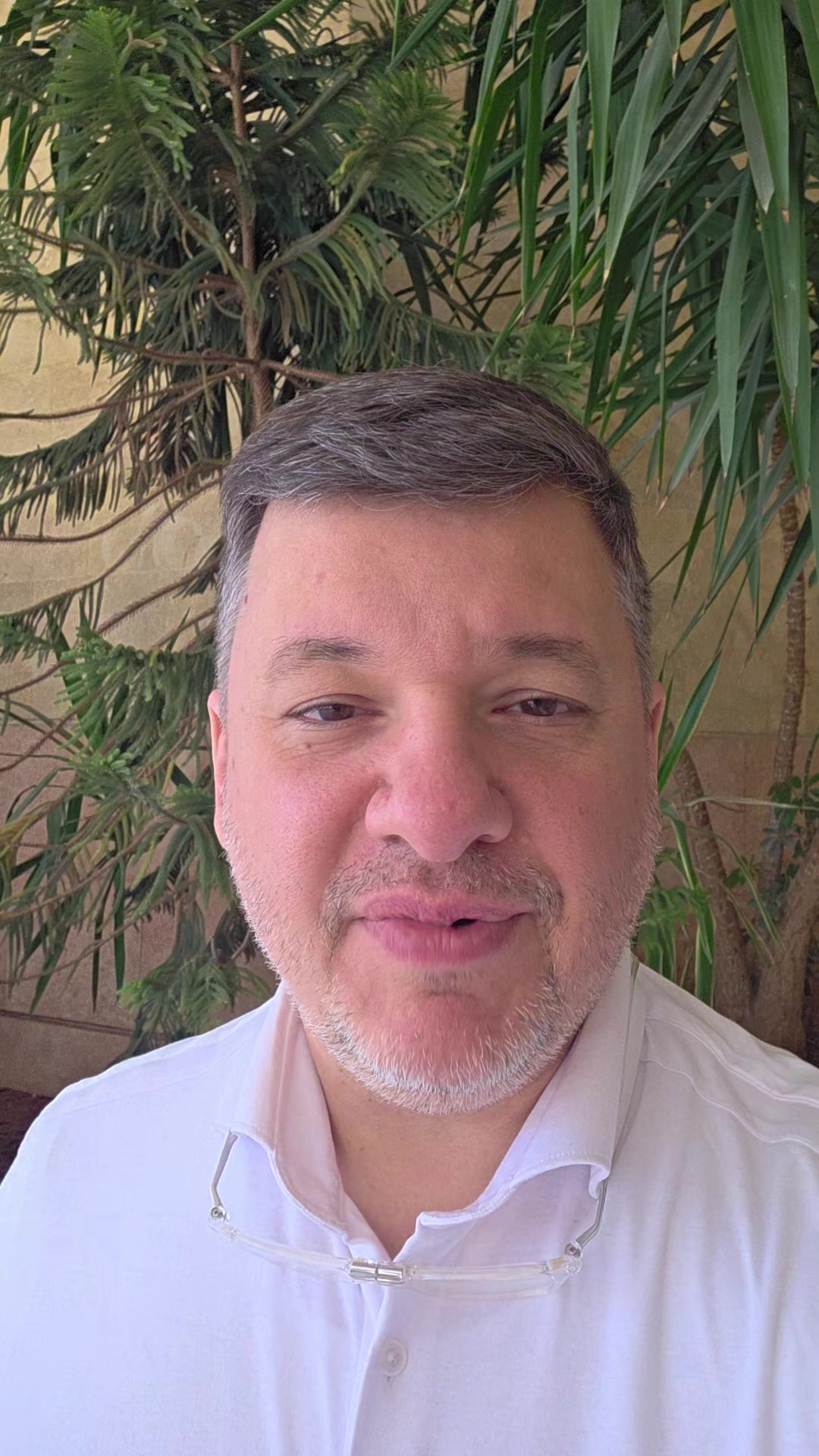 @بشار البيانوني