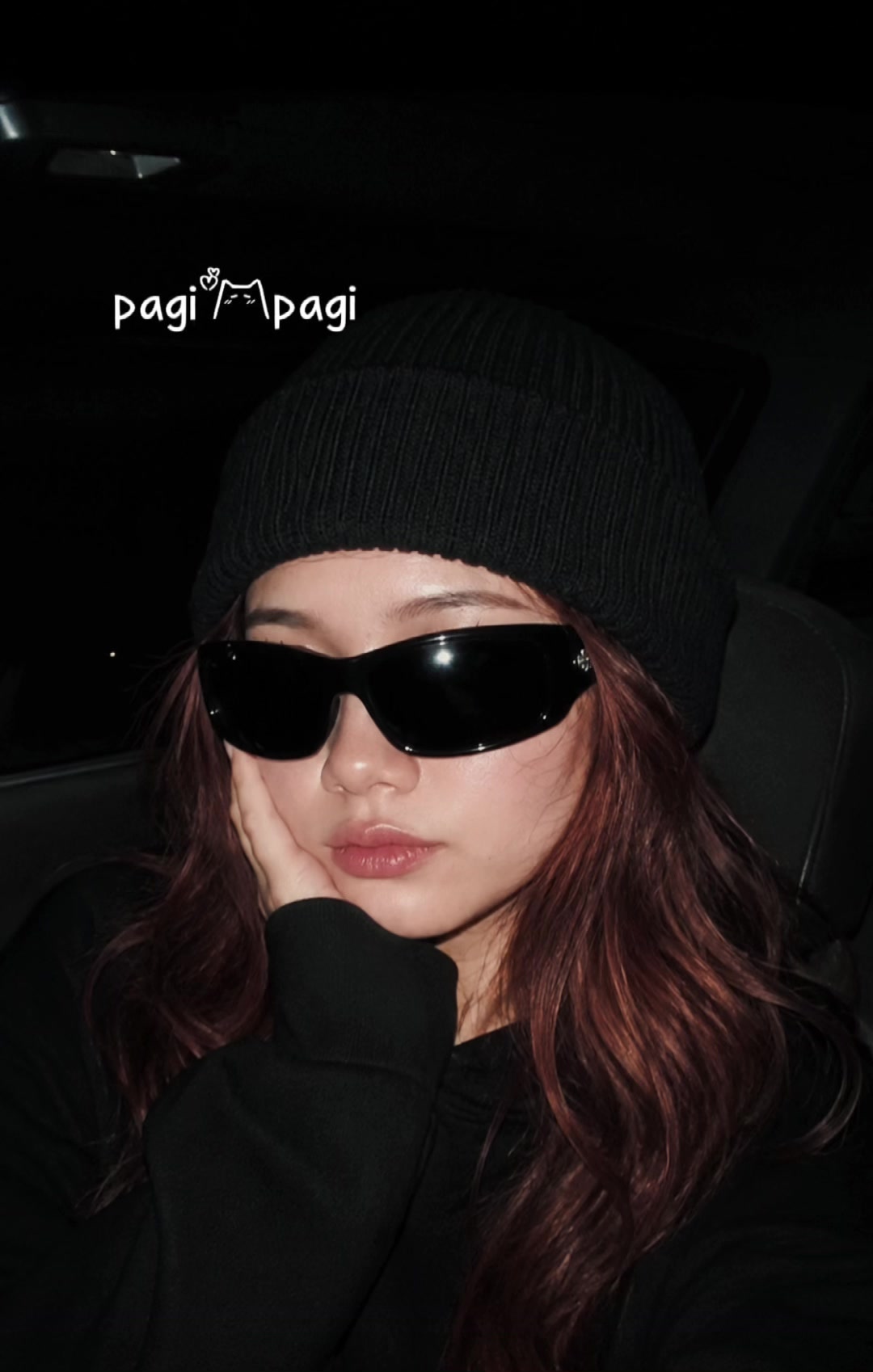 @￴
