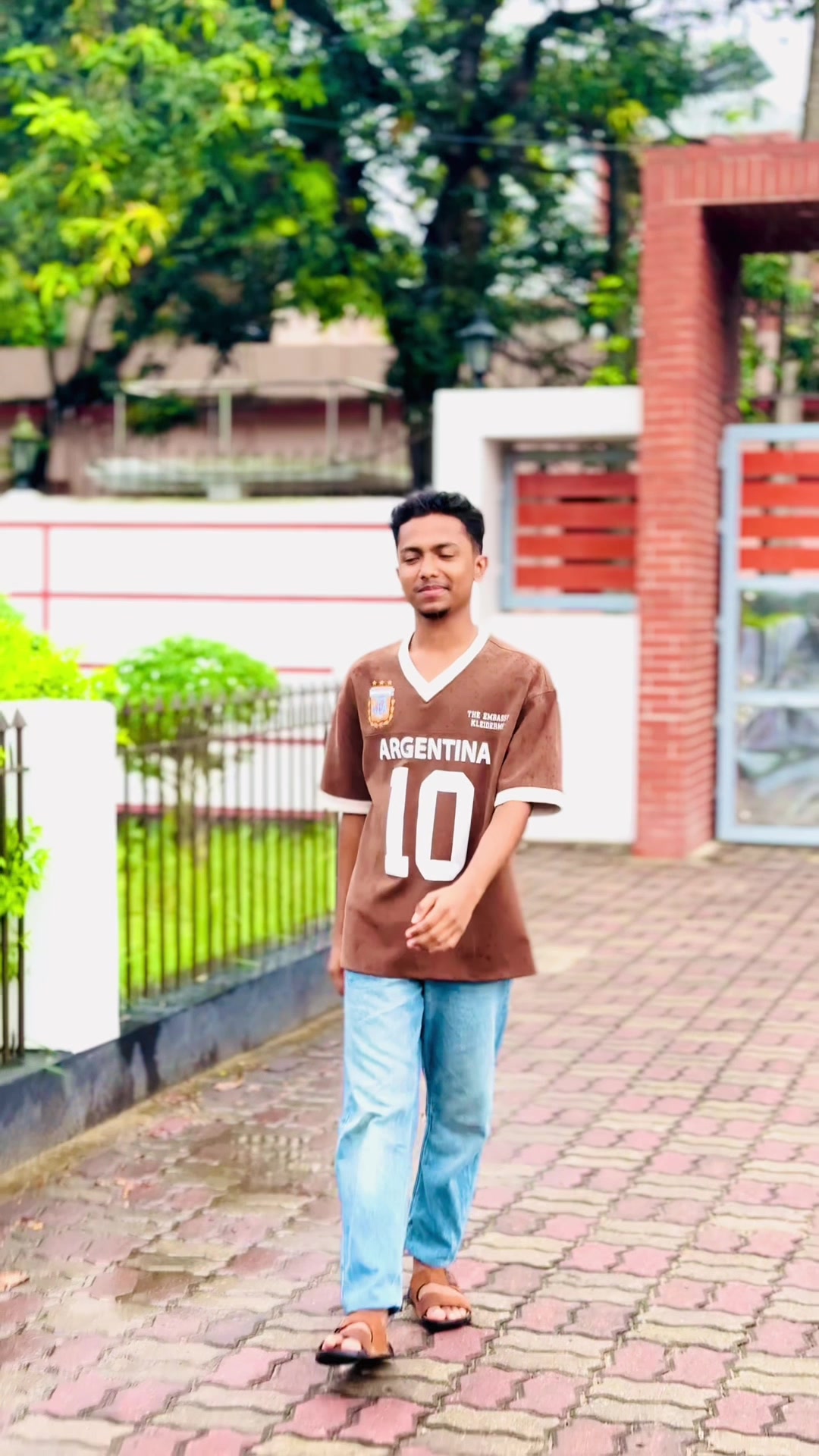 @🖤EM🍗AN😩🎧