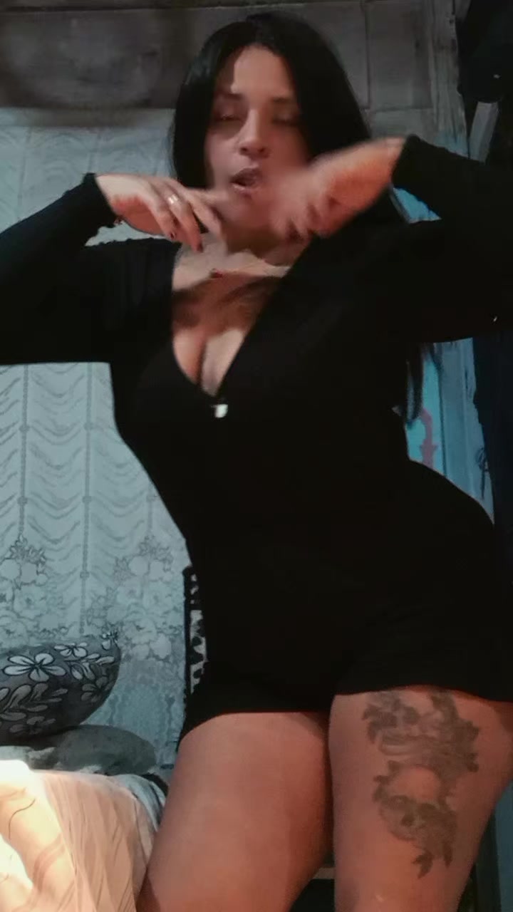 @vampira🩸