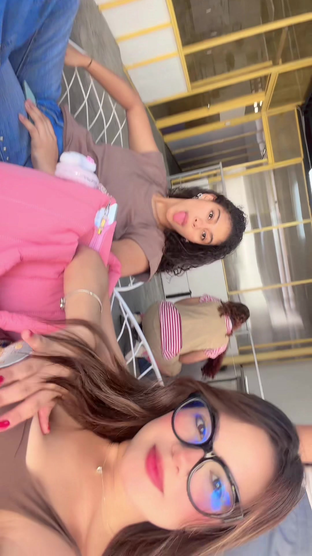 @Maria Rosa