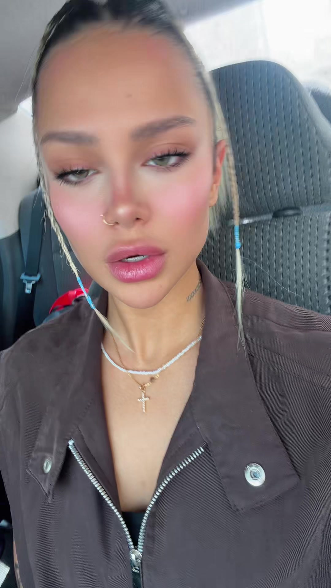 @Tina