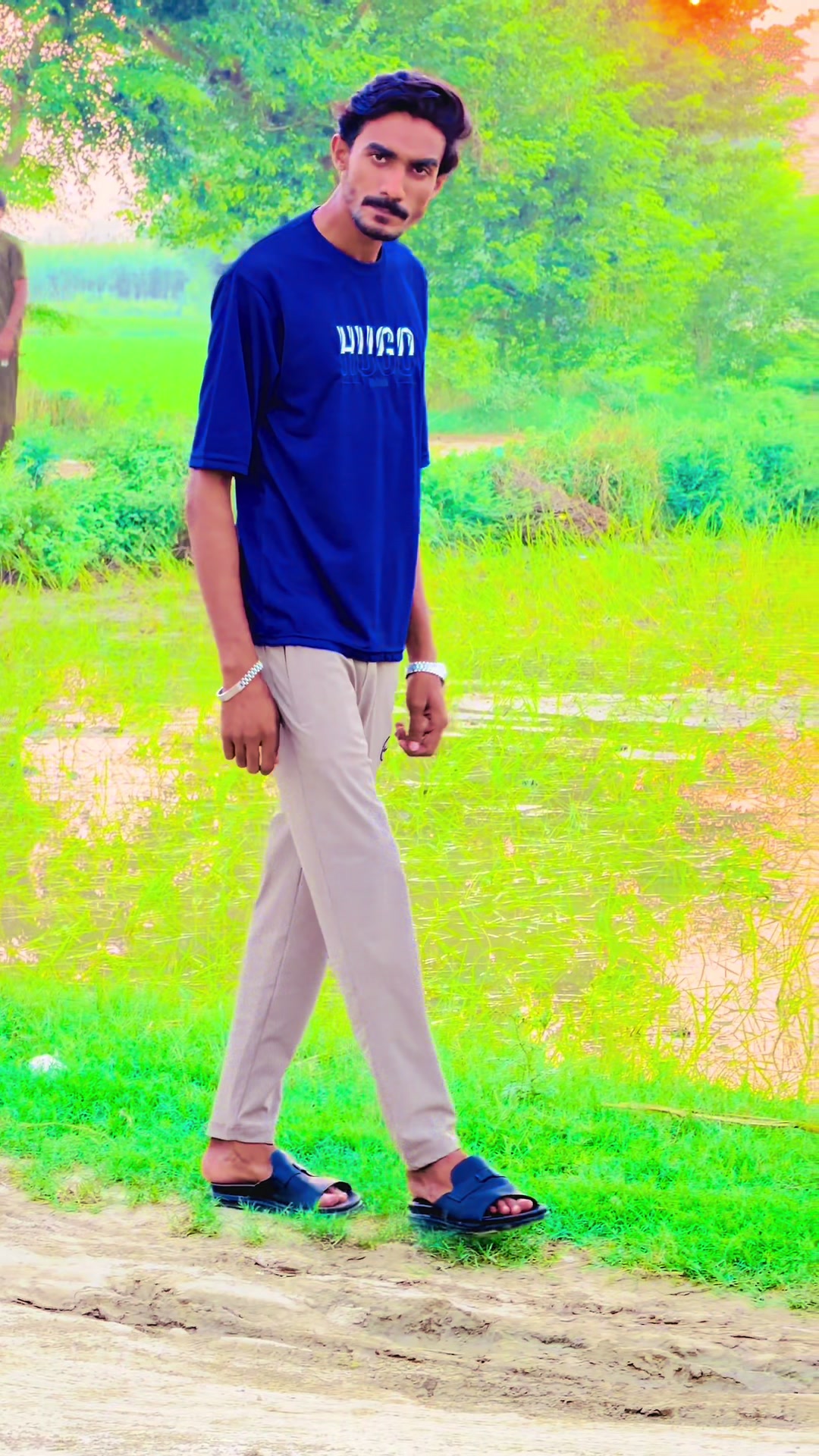 @💝 دانش میو 😎