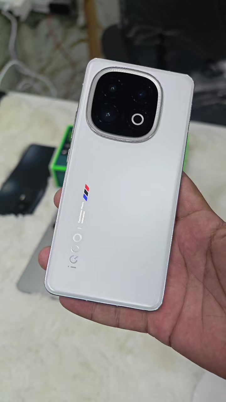 @Zohan Mobile Official 🇵🇰