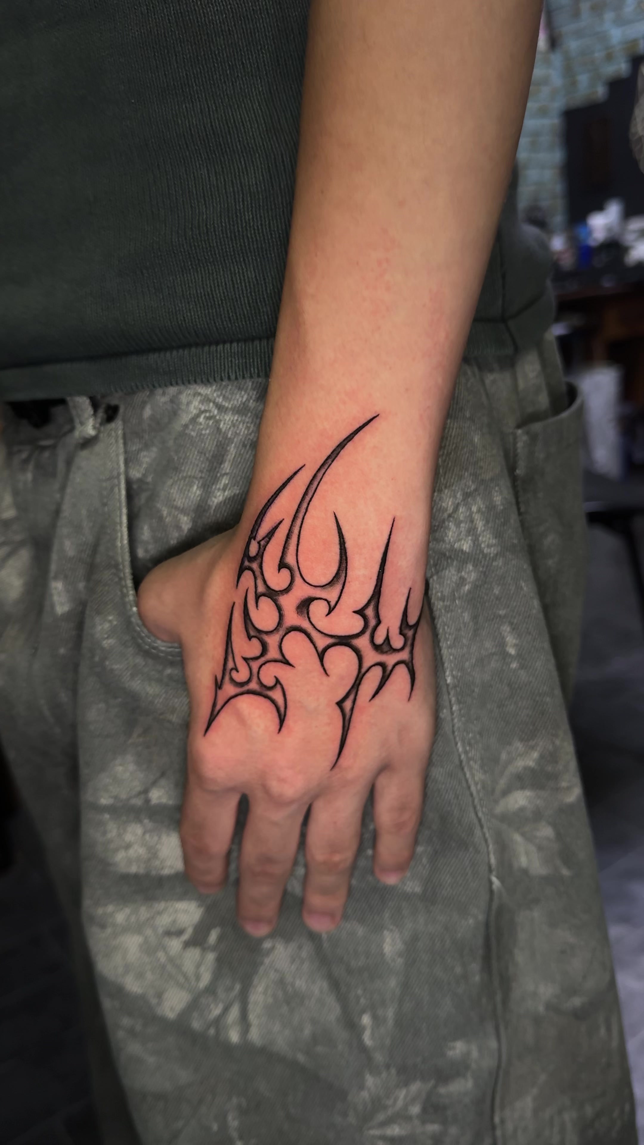 @GugTattoo