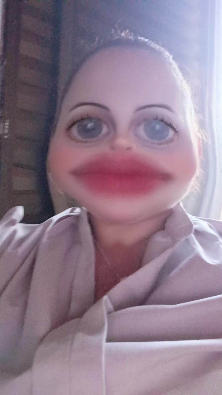 @Simone Helena