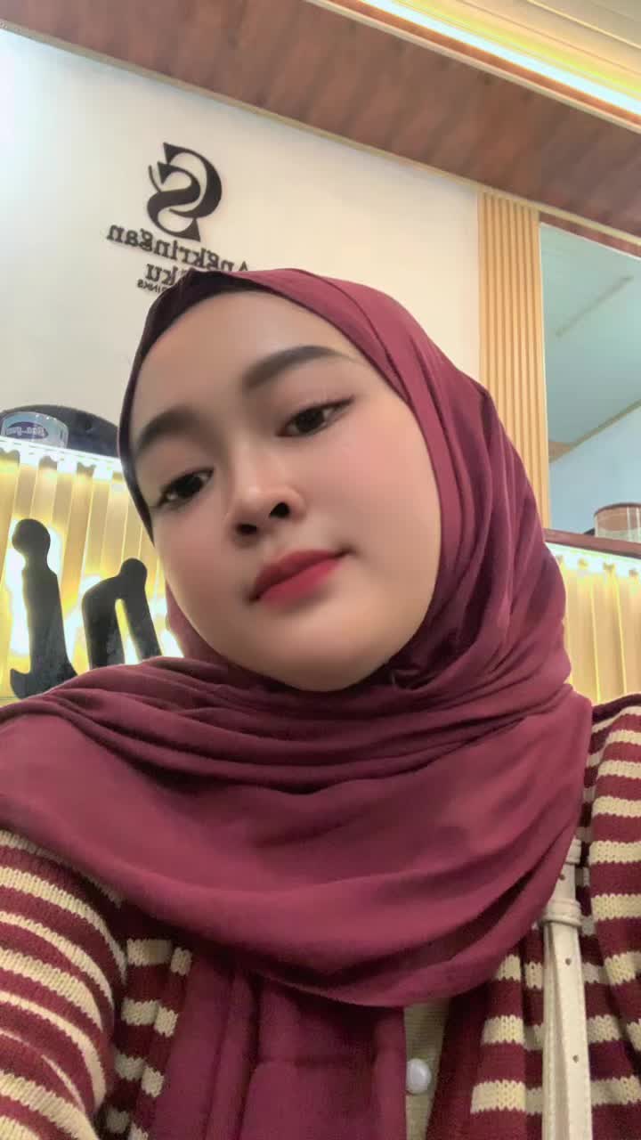 @Rinni Ariyantii🐣