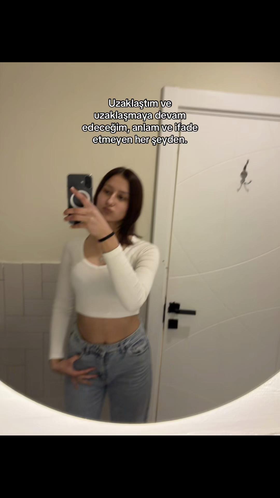 @𝑁𝑒𝑠𝑖𝑚𝑒🫧