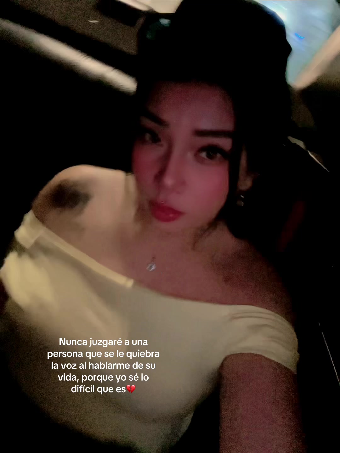 @Mayita ✿✧*̣̩☽⋆