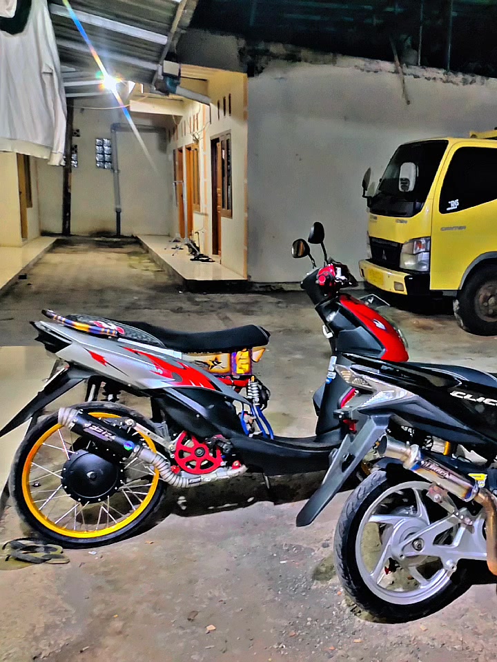 @Zoya motor racing team