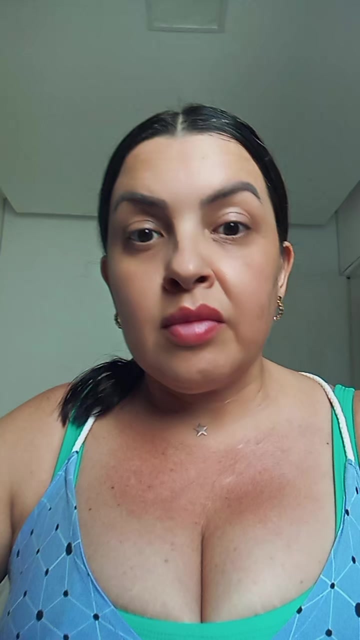 @Não é a Jamila