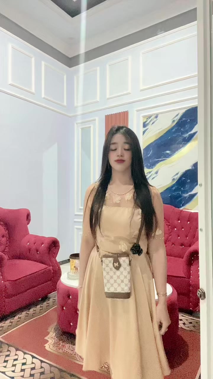 @Apriliaaaa
