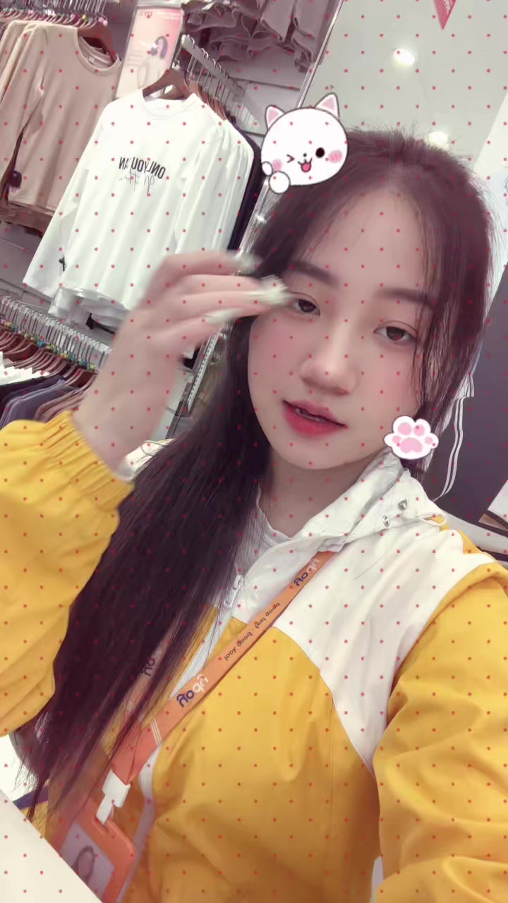 @B&eacute;m&iacute;tướt 🤍