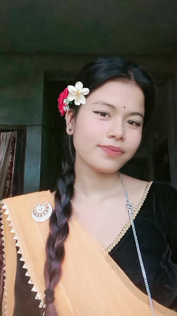 @❤️tharuniya❤️