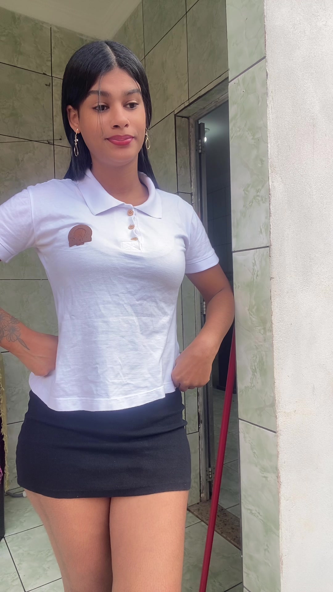 @T&acirc;nia